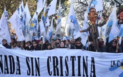 Marcha por Cristina Kirchner: el peronismo se moviliza rumbo a una Plaza de Mayo blindada