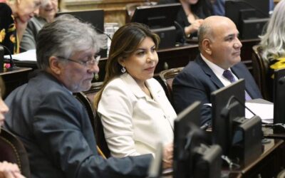 Manzur y Mendoza se plegaron al pedido de Jaldo y firmaron los proyectos por más recursos para las provincias
