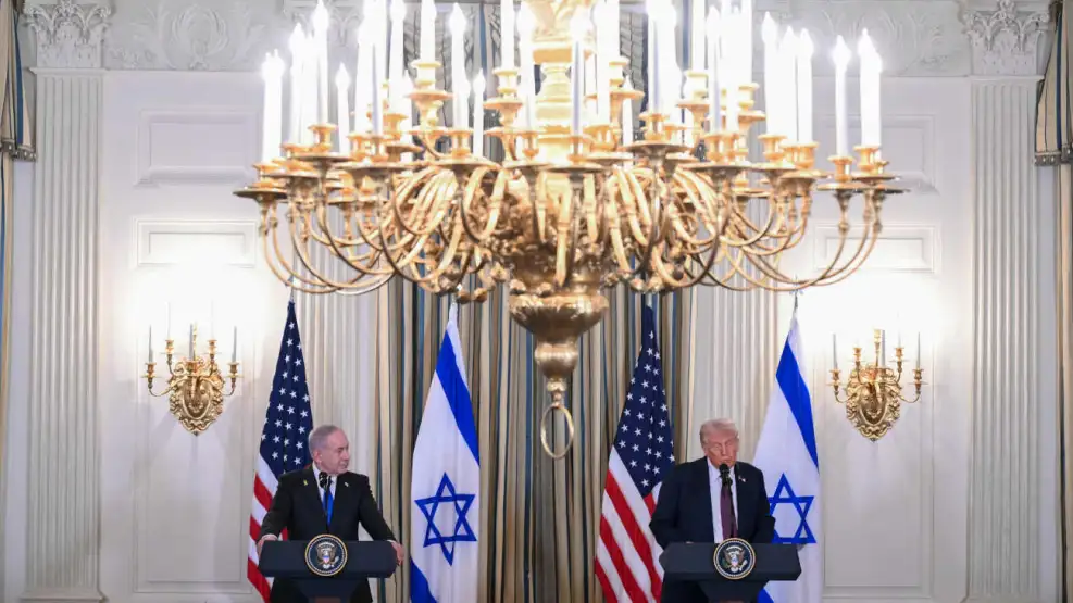 EE.UU. e Israel pactan un plan para Gaza y Trump se ofrece a orientar la transición