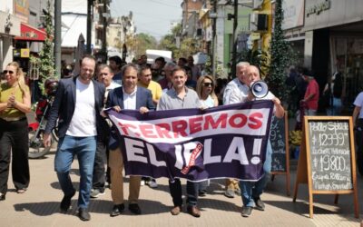 Seleme y Pelli encabezaron una marcha para exigir el cierre del IPLA: “Es momento de decir basta”
