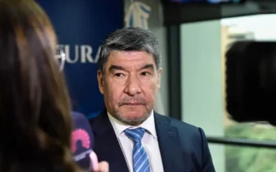 La oposición exculpa a Acevedo por la “maquillada” reforma electoral y apunta a las presiones de Jaldo y los caciques peronistas