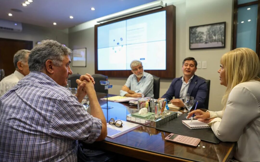 Prevención de inundaciones: Chahla le pide a Jaldo $ 1.500 millones no reintegrables para obras