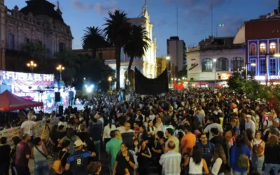 “Democracia para siempre”: cientos de tucumanos se movilizaron por el Día de la Memoria