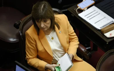 Papelón de Bullrich, quiso voltear una declaración contra la dictadura pero se aprobó por unanimidad