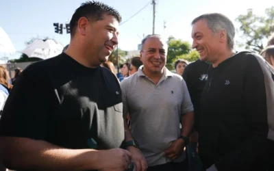 La CGT busca reconciliarse con el kirchnerismo, Jerónimo se acercó a saludar a Máximo