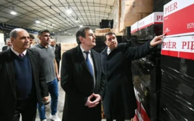 Vinculan a Gerardo Zamora a la tabacalera acusada de contrabando y coimas a la AFIP