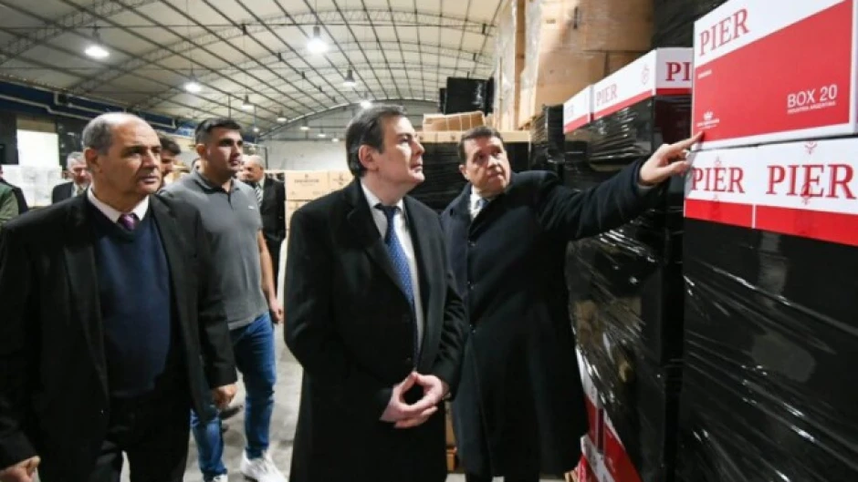 Vinculan a Gerardo Zamora a la tabacalera acusada de contrabando y coimas a la AFIP