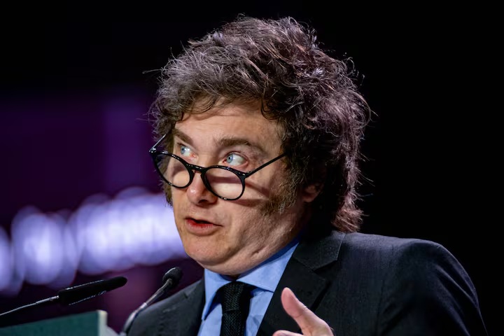 Los números que inquietan a la Rosada, alarma por una paritaria clave y la mirada de Karina sobre Milei