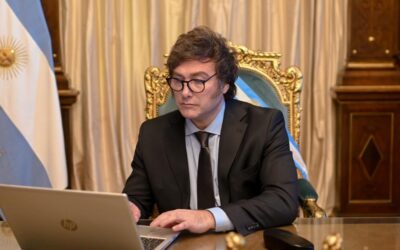 Qué medios aparecen en la operatoria rusa contra el gobierno de Milei