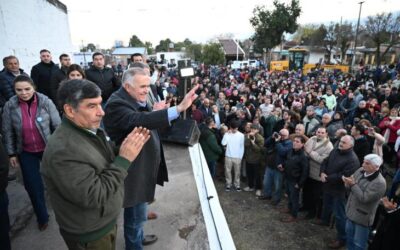 Jaldo inauguró obras de pavimento y alumbrado público en Cebil Redondo