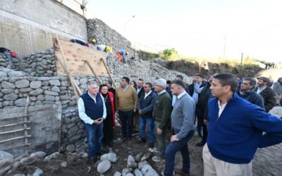 Jaldo supervisó la obra de protección y reconstrucción del puente sobre el río Chirimayo