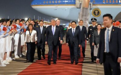 Donald Trump llegó a China para reunirse con Xi Jinping en busca de estabilizar las relaciones bilaterales