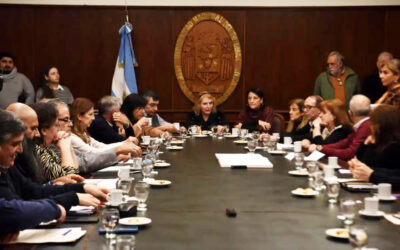 El Consejo Superior suspendió la Asamblea de la UNT de este miércoles y la Junta Electoral deberá definir un nuevo cronograma para elegir rector